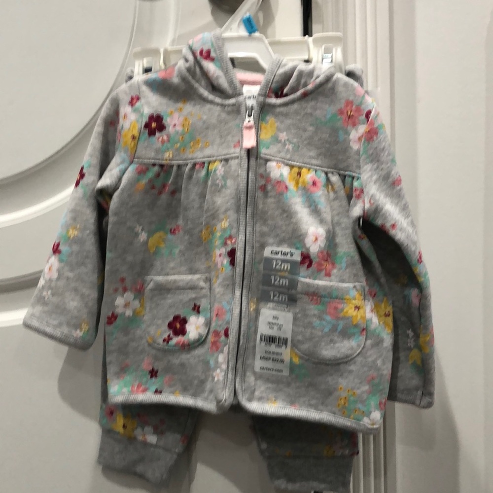 2 Piece floral sweat suit